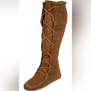 Minnetonka Tan Lace Up Boots